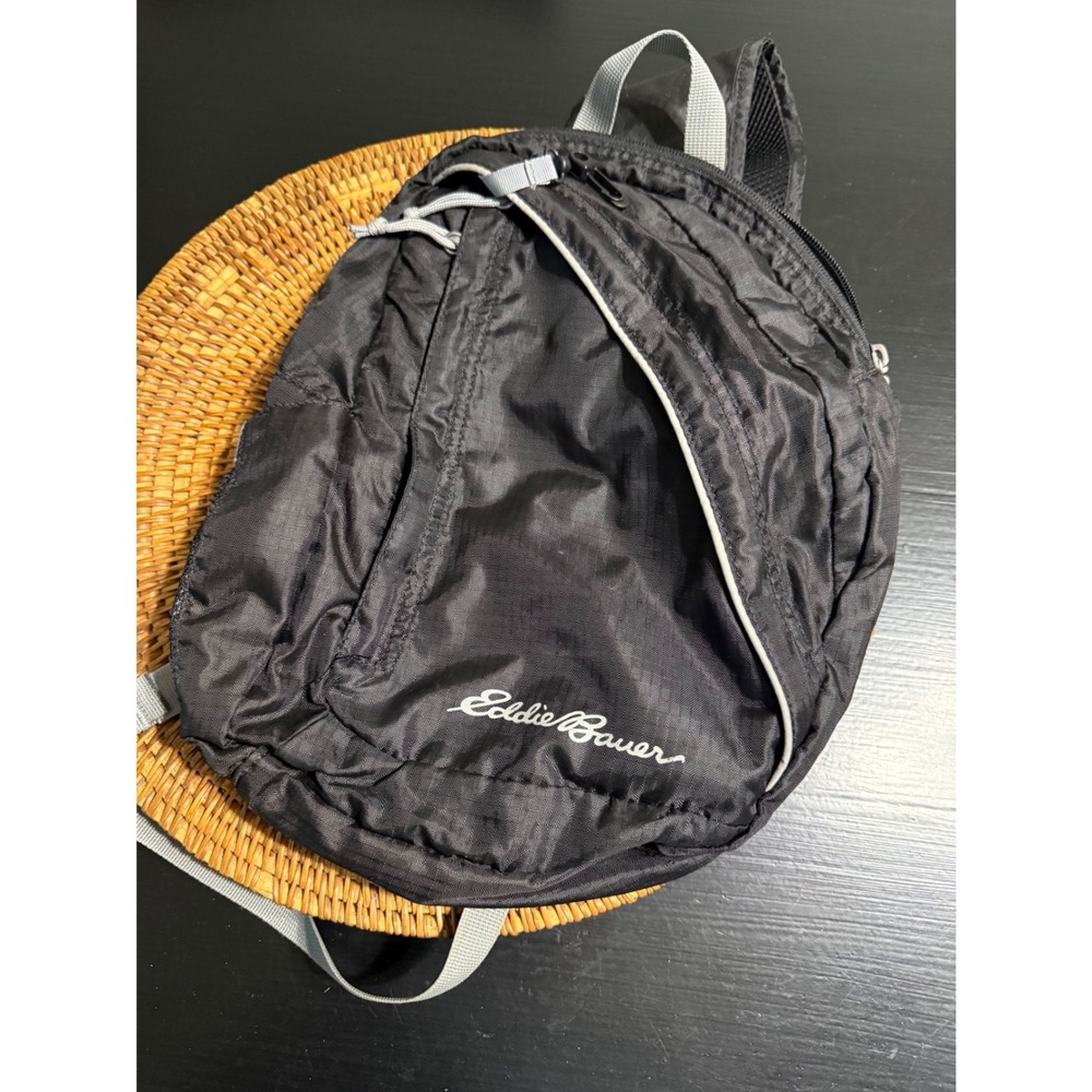 Eddie Bauer‎ Rippac Cruiser Sling Bag Black Ripstop Packable Crossbody Backpack